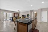 2959 Rosewood Avenue - Photo 14