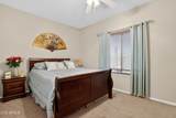 2959 Rosewood Avenue - Photo 33