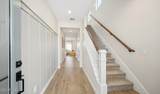 81 Windsor Drive - Photo 15
