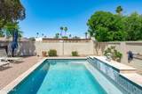 8726 Devonshire Avenue - Photo 32