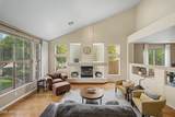 1102 Nassau - Photo 11