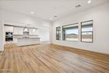 16673 Whitton Avenue - Photo 9