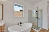 21659 Devonshire Avenue - Photo 15