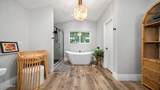 3244 Weldon Avenue - Photo 46