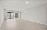 21826 Roma Avenue - Photo 11