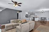 907 Henry Lane - Photo 7