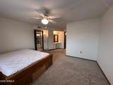 13813 Thunderbird Boulevard - Photo 10