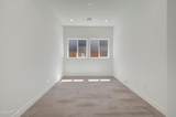 21672 Devonshire Avenue - Photo 16