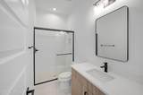 21648 Devonshire Avenue - Photo 24