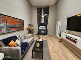 1058 Whitton Avenue - Photo 6