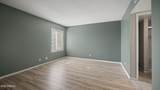 1927 Hampton Avenue - Photo 9