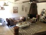 1446 Grovers Avenue - Photo 3