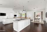 5201 Weldon Avenue - Photo 7