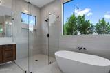 4422 Roma Avenue - Photo 22