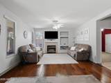 2265 Vincent - Photo 16