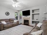 2265 Vincent - Photo 17
