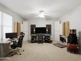 2265 Vincent - Photo 36