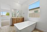 21477 Meadowbrook Avenue - Photo 32