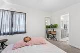 2324 Oak Street - Photo 6