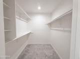 11031 Vine Avenue - Photo 16