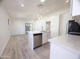 11031 Vine Avenue - Photo 8