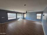 775 Leslie Avenue - Photo 5