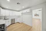 1917 Whitton Avenue - Photo 15