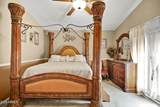 111 Soho Place - Photo 23