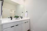 10115 Thunderbolt Avenue - Photo 30