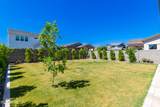 10115 Thunderbolt Avenue - Photo 43