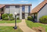 2810 Glenrosa Avenue - Photo 3