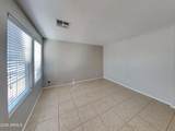 938 Kelsi Avenue - Photo 3