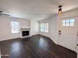 2040 Longmore - Photo 8
