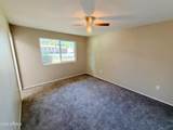 10012 Lakeview Circle - Photo 11