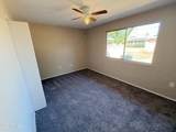 10012 Lakeview Circle - Photo 14