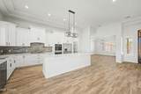 19821 Whitton Avenue - Photo 14