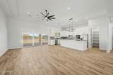 19821 Whitton Avenue - Photo 9