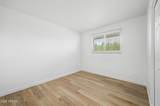 225 Standage - Photo 14