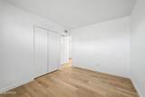 225 Standage - Photo 15
