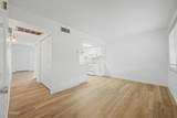 225 Standage - Photo 4