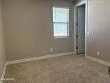 15775 Honeysuckle Drive - Photo 19
