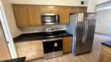 231 Robson - Photo 2