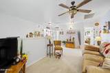 1309 Daisy Way - Photo 15