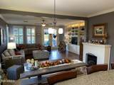 2946 Beverly Place - Photo 16