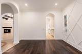 9400 Desert Village Drive - Photo 15
