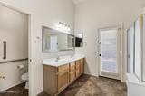 11219 Vernon Avenue - Photo 15