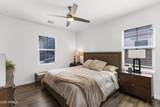 956 Yellowstone Way - Photo 18