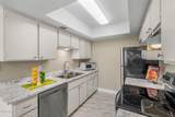 225 Standage - Photo 10