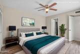 225 Standage - Photo 13