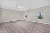 13849 Boswell Boulevard - Photo 10